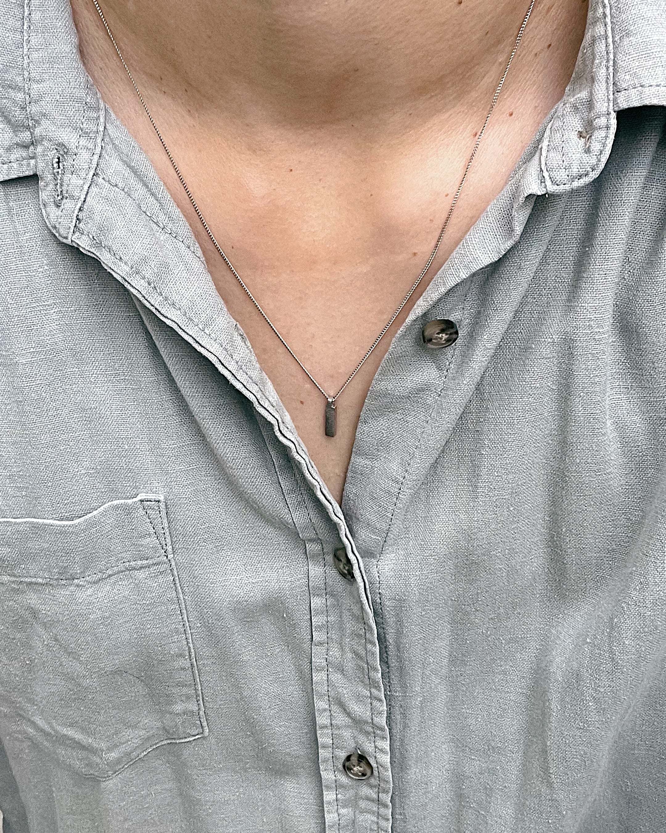 INSIGNIA NECKLACE
