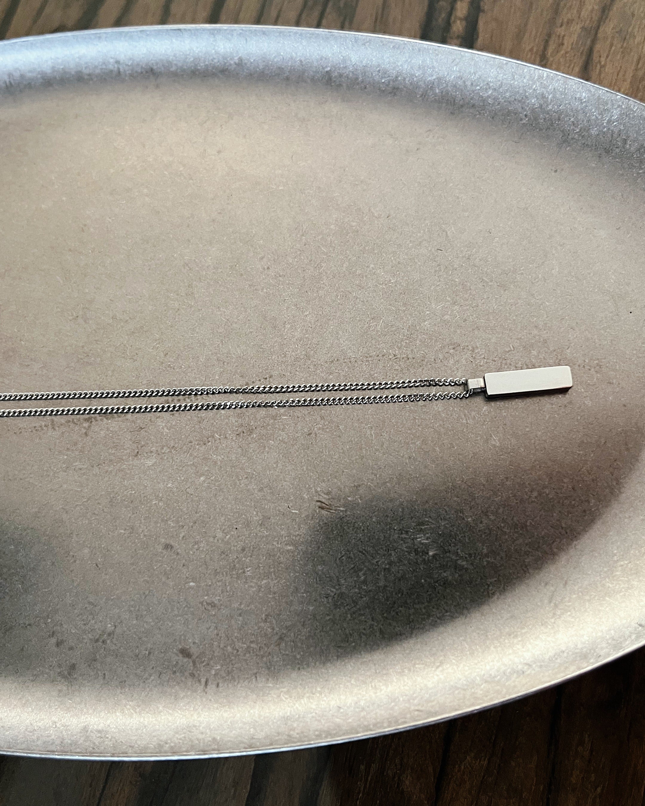 INSIGNIA NECKLACE
