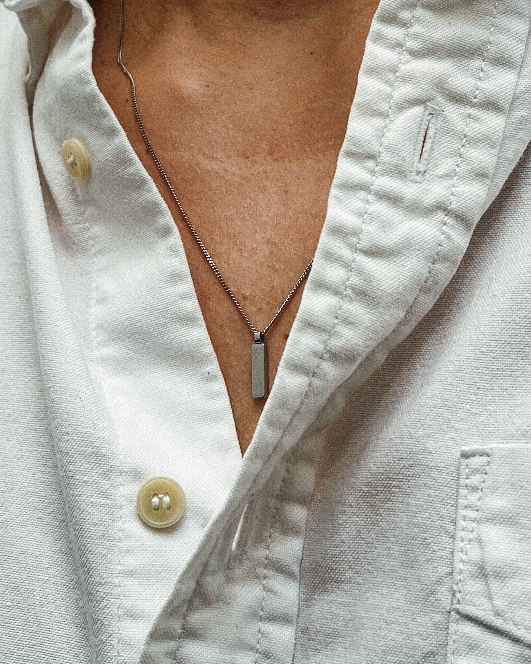 INSIGNIA NECKLACE