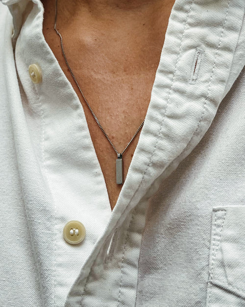 INSIGNIA NECKLACE