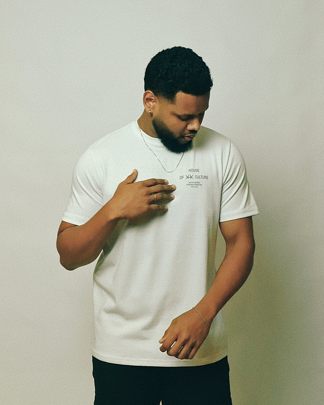 HOUSE OF CULTURE - REGULAR FIT T-SHIRT
